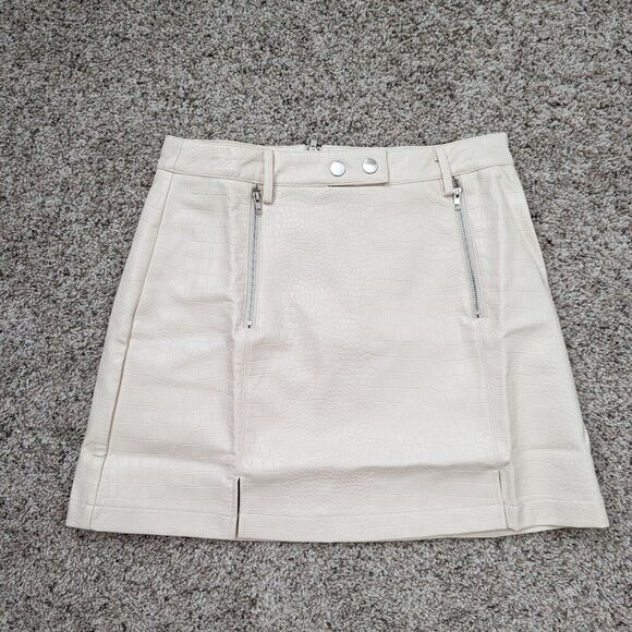 Francesca’s Snake Embossed Mini Skirt | NWT | Women’s Small | Ivory - Picture 2 of 5